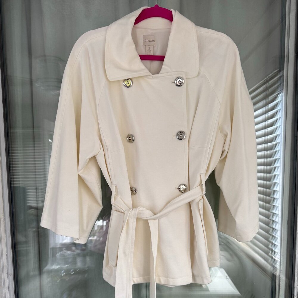 Chicos Cream Trench Coat Size 3 Silver Buttons Belted Long Jacket BRAND NEW